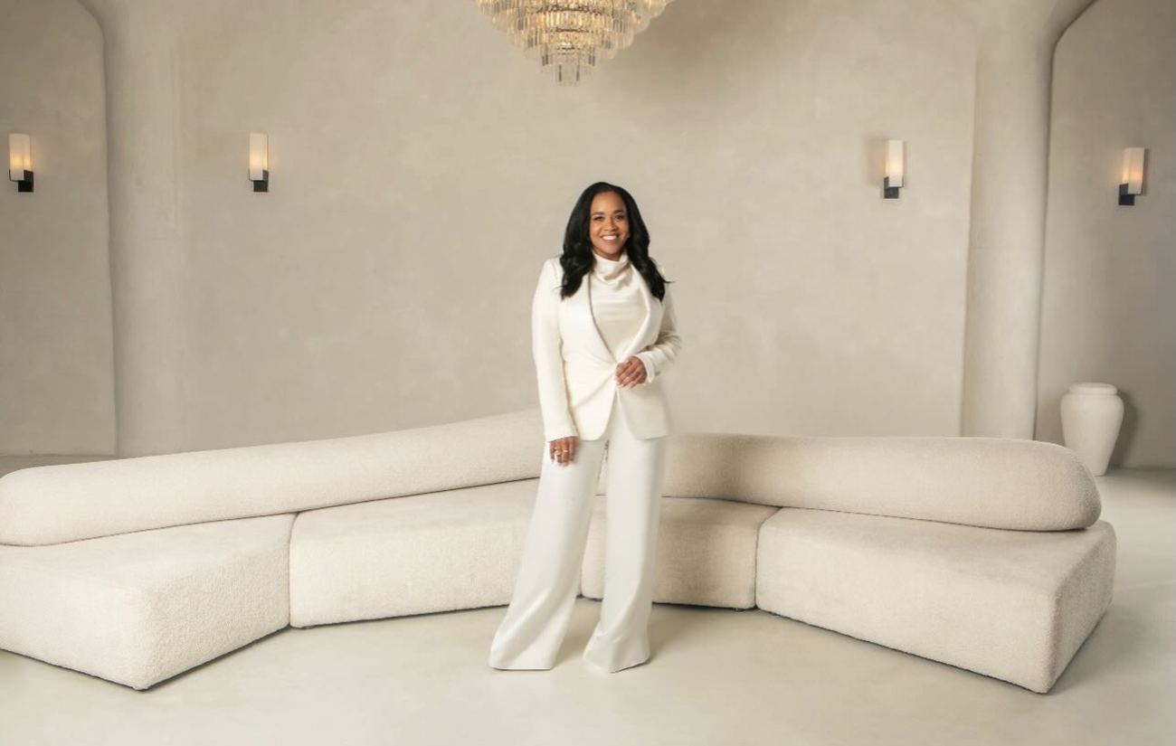 Lahteefah Parramore in an ivory suit